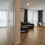 Aparthotel Primorsko Apartament 4*
