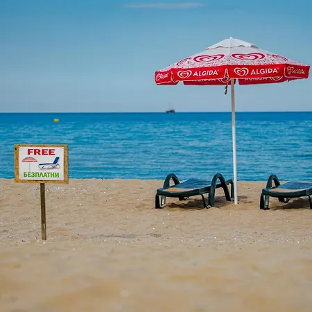 アパート Aparthotel Primorsko