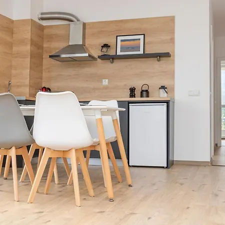 Aparthotel Primorsko アパート