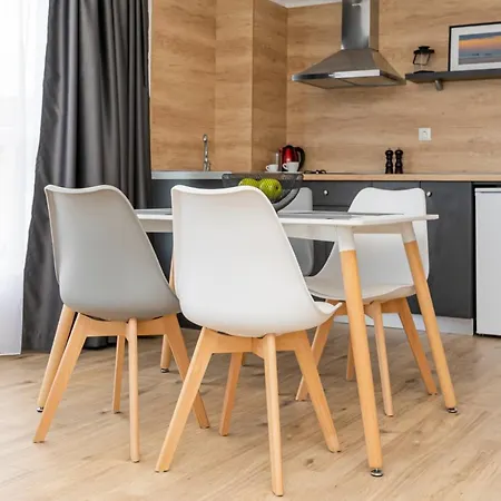 Aparthotel Primorsko プリモルスコ