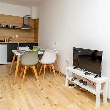 Aparthotel Primorsko 公寓 普里莫尔斯科