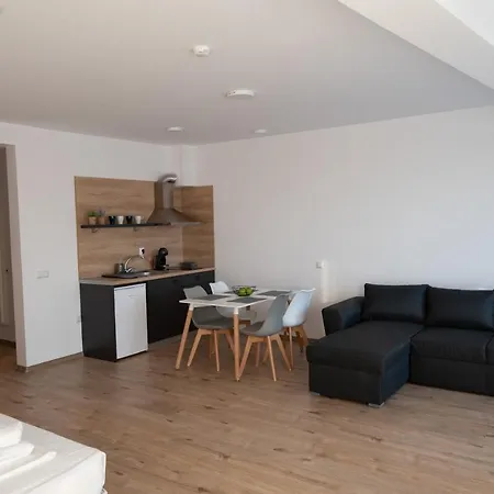 Aparthotel Primorsko Apartmán
