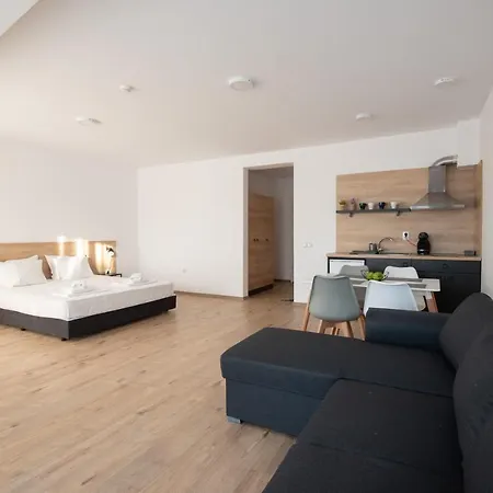 Aparthotel Primorsko Apartmán 2*