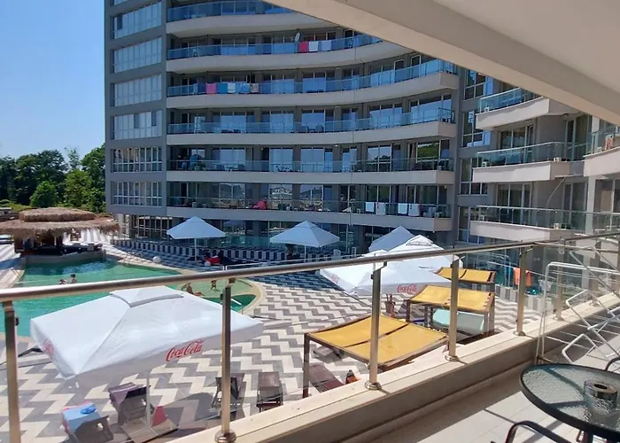 Aparthotel Primorsko פרימורסקו