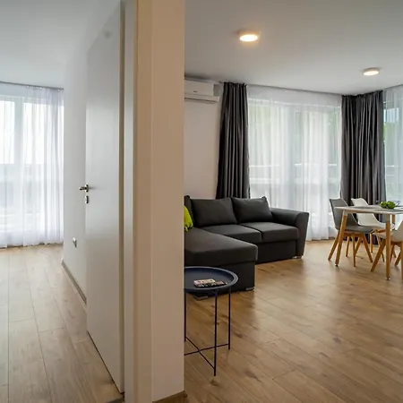 Aparthotel Primorsko شقة 2*